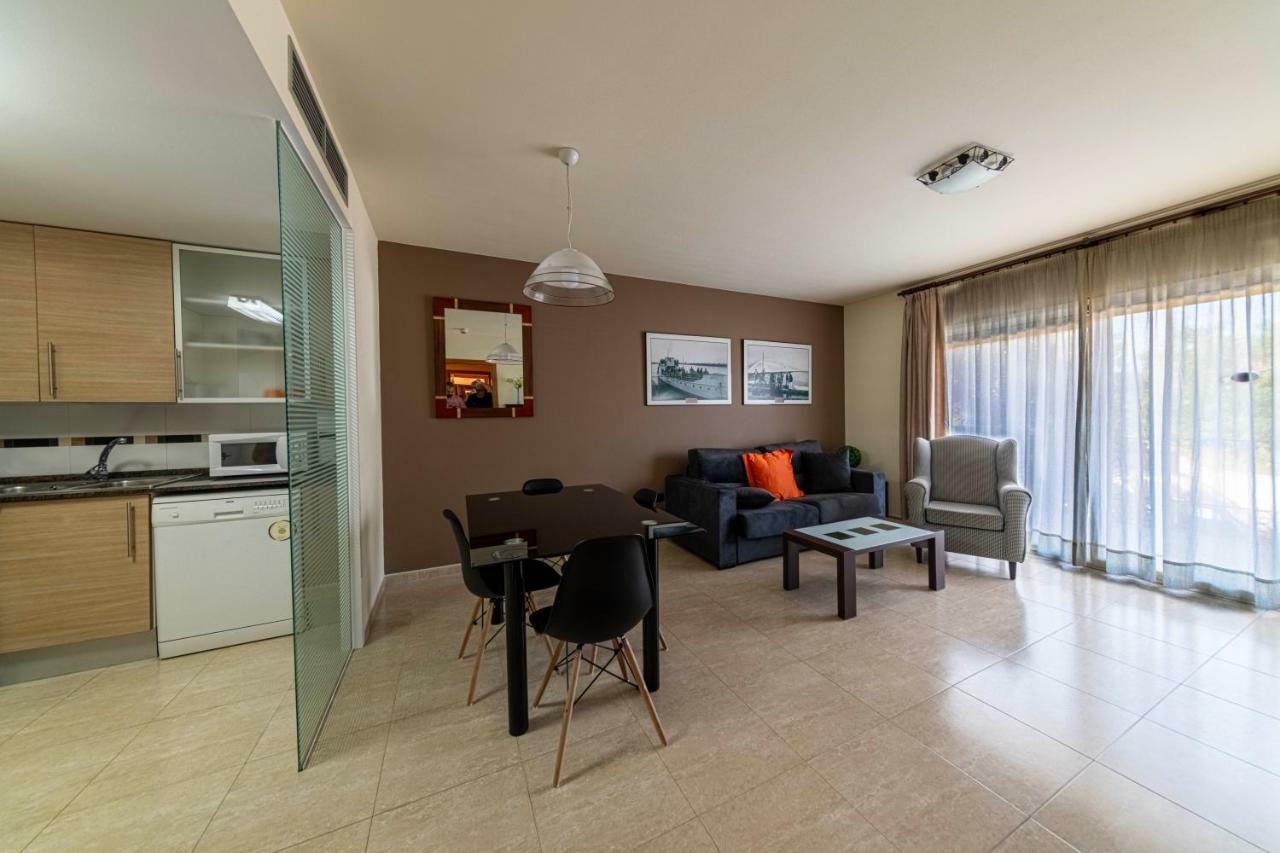 Golden Beach Apartamentos Sant Carlos de la Ràpita Exteriör bild